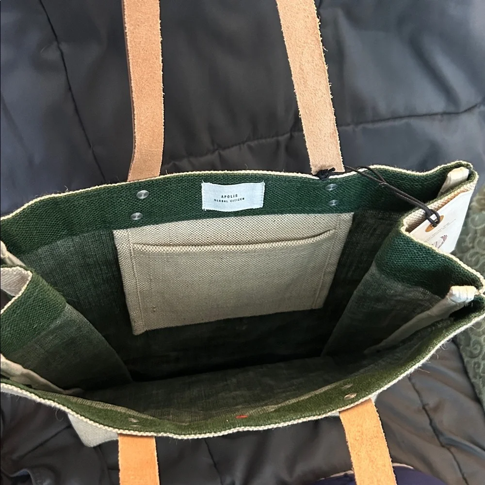 Green and Tan Tote Bag - Picture 6 of 9